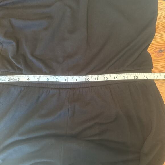 Beyond Yoga Overlapping Jumpsuit Sz XL Black Fleece Super Soft Roomy Drop Waist - Picture 12 of 16